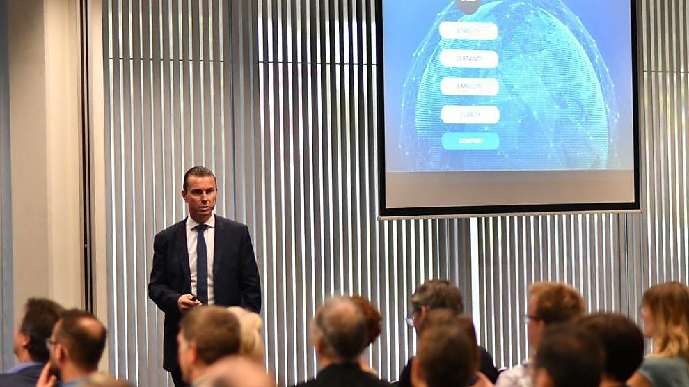 Siemens reçoit des enseignants et directeurs d’école à un congrès sur innovation
