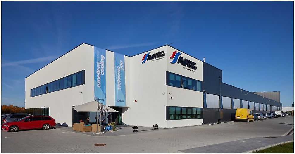 Nouvel entrepôt et nouveaux bureaux AVA CEE 